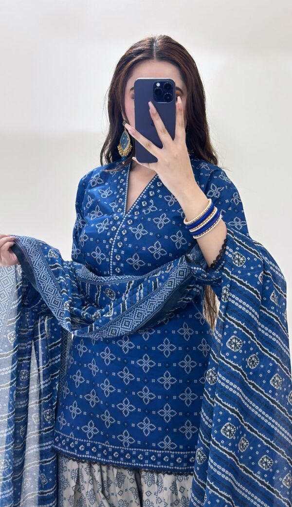 Bin Saeed Summer Printed Lawn 3 PC - ZSU25X30002 - Image 2