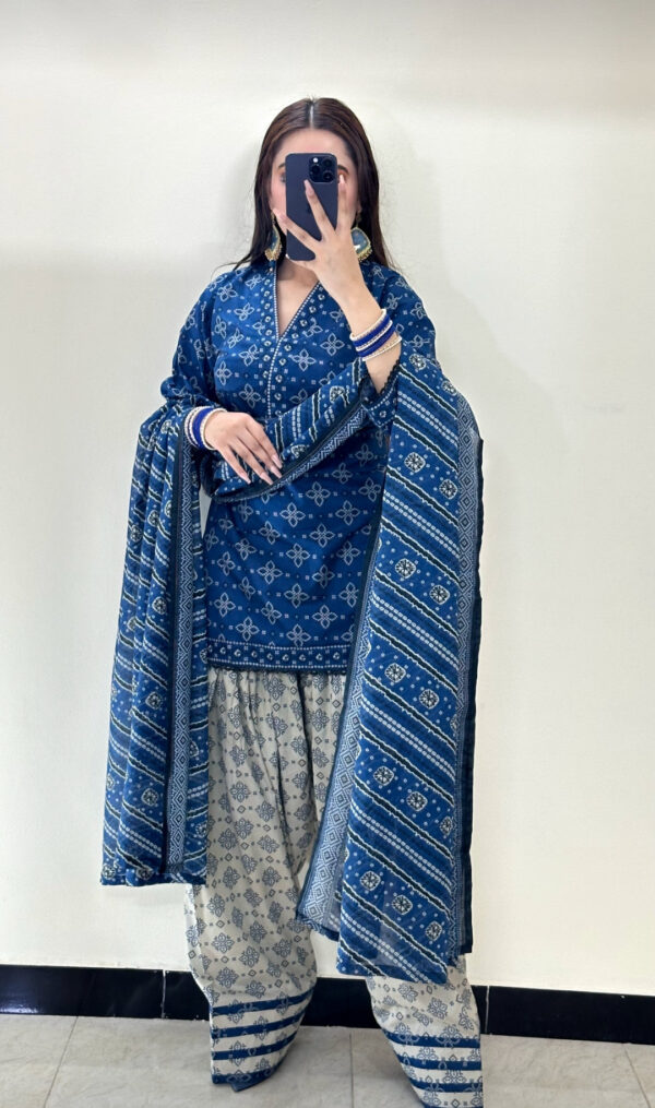 Bin Saeed Summer Printed Lawn 3 PC - ZSU25X30002 - Image 5